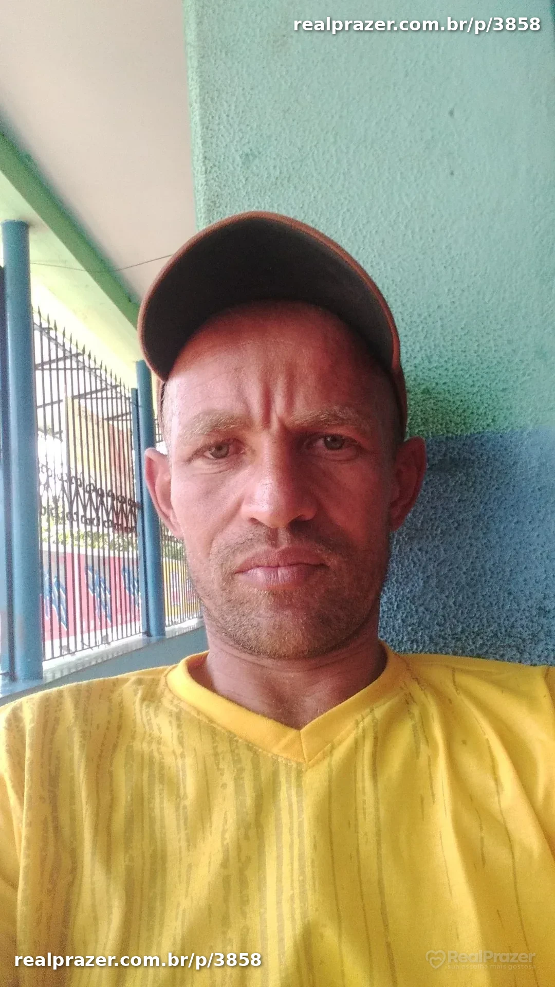Pedreiro, garoto de programa em Jataí, GO - Real Prazer