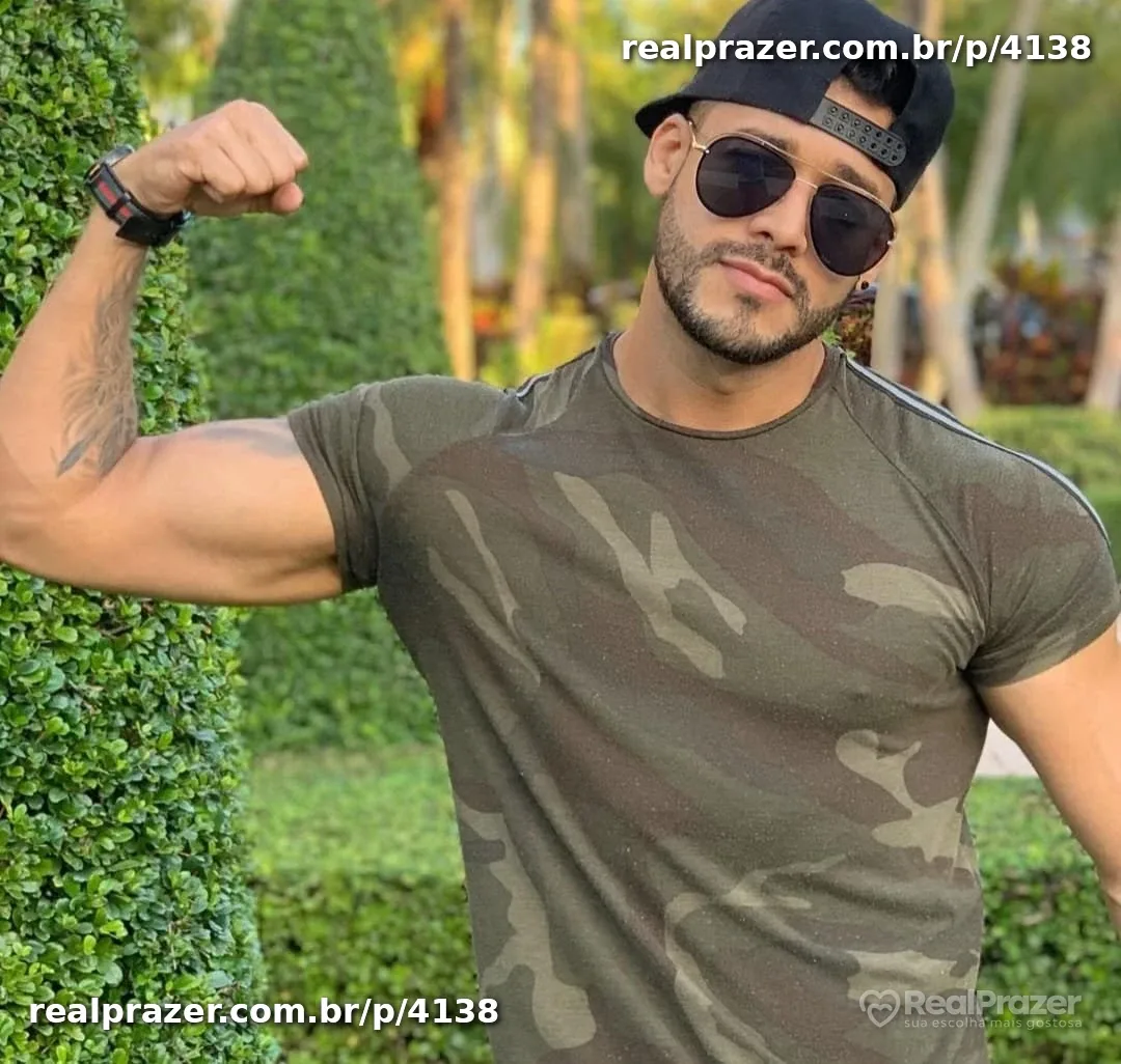 Alexandre Neves, garoto de programa castanho em Uberlândia, MG - Real Prazer