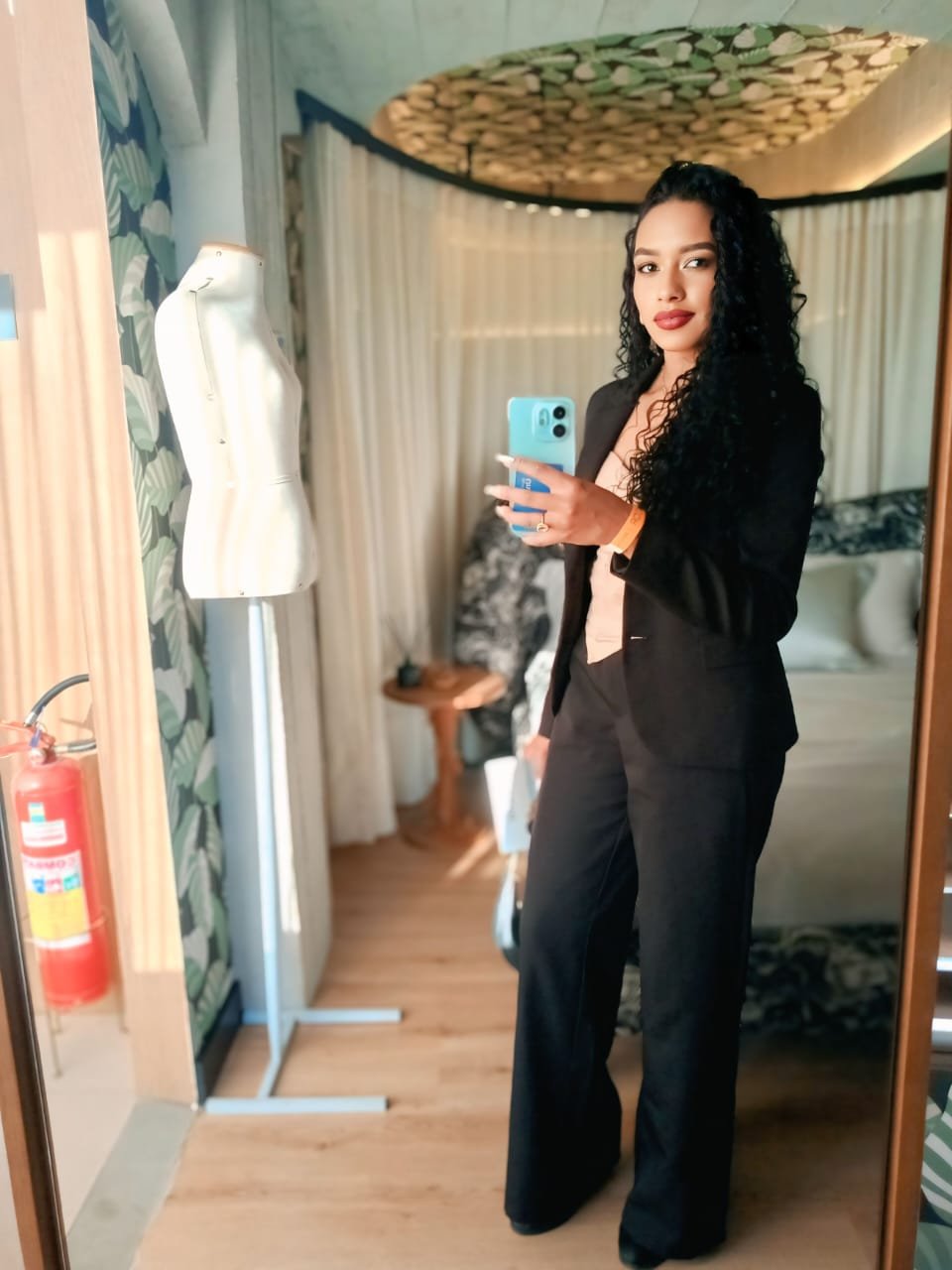 Sarah Cristina, acompanhante morena corpo medio em Rio Verde, GO - Real Prazer
