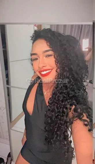 Sarah Cristina, acompanhante morena corpo medio em Rio Verde, GO - Real Prazer