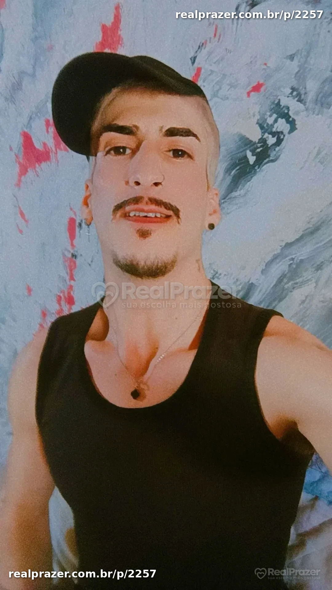 TotallSigillo, garoto de programa castanho magro em Curitiba, PR - Real Prazer