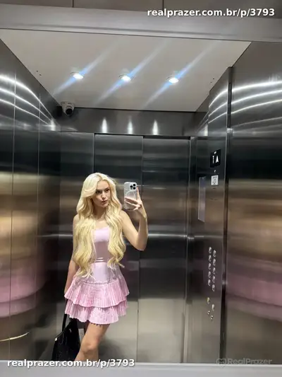 Valentina Blanc, acompanhante loira magra em Tangará da Serra, MT - Real Prazer Valentina Blanc, acompanhante loira magra em Tangará da Serra, MT - Real Prazer