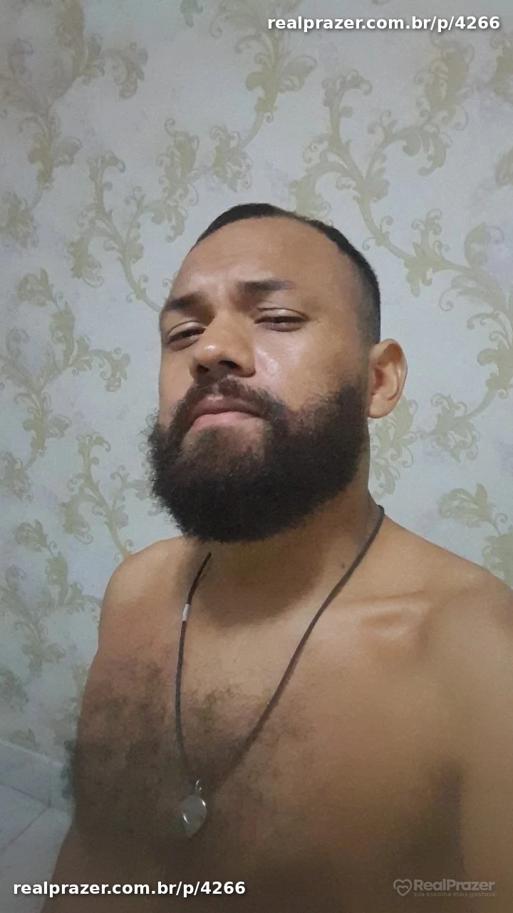 Victor Arcos, garoto de programa moreno corpo medio em Manaus, AM - Real Prazer