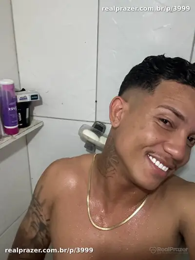 Vini, garoto de programa em Salvador, BA - Real Prazer Vini, garoto de programa em Salvador, BA - Real Prazer