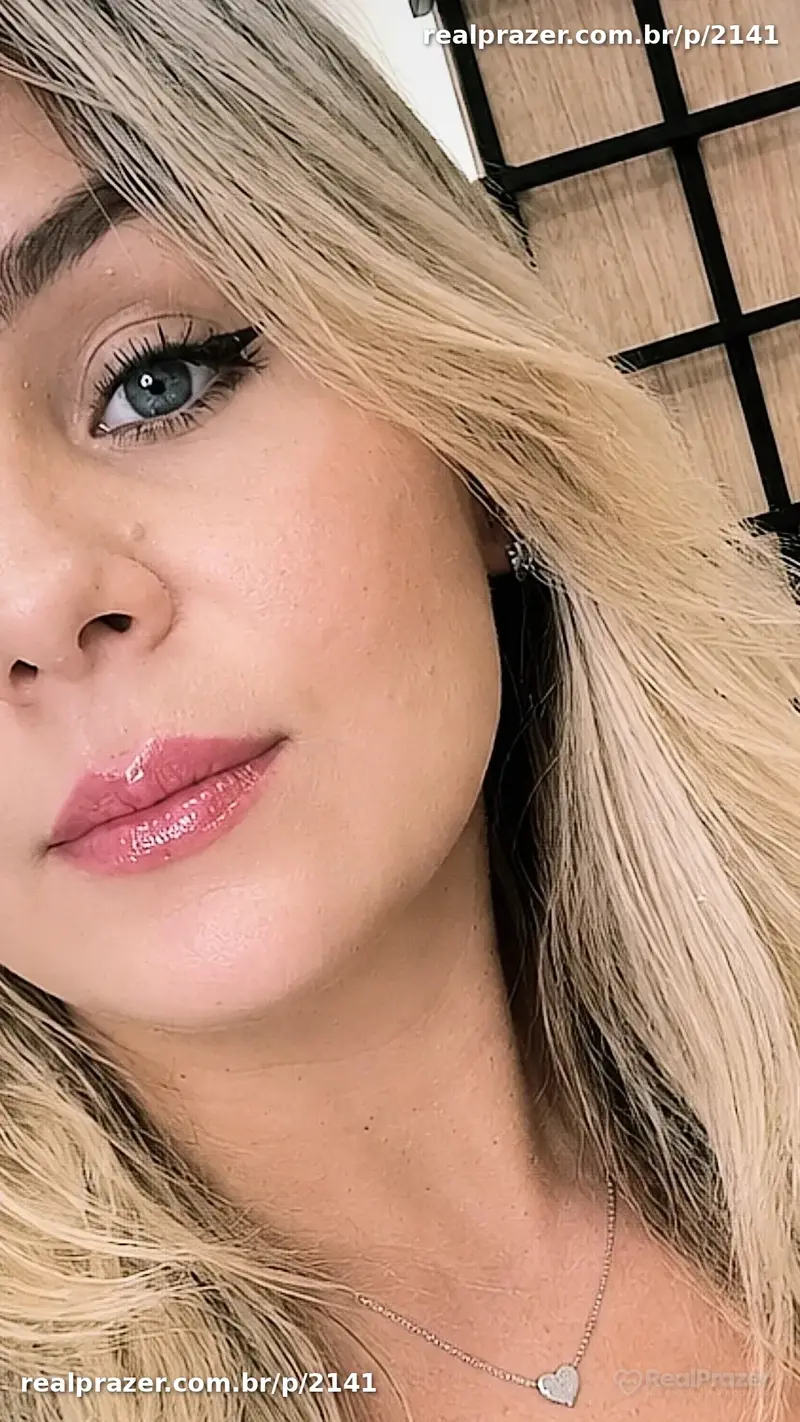 Angel, acompanhante loira corpo medio em Goiânia, GO - Real Prazer