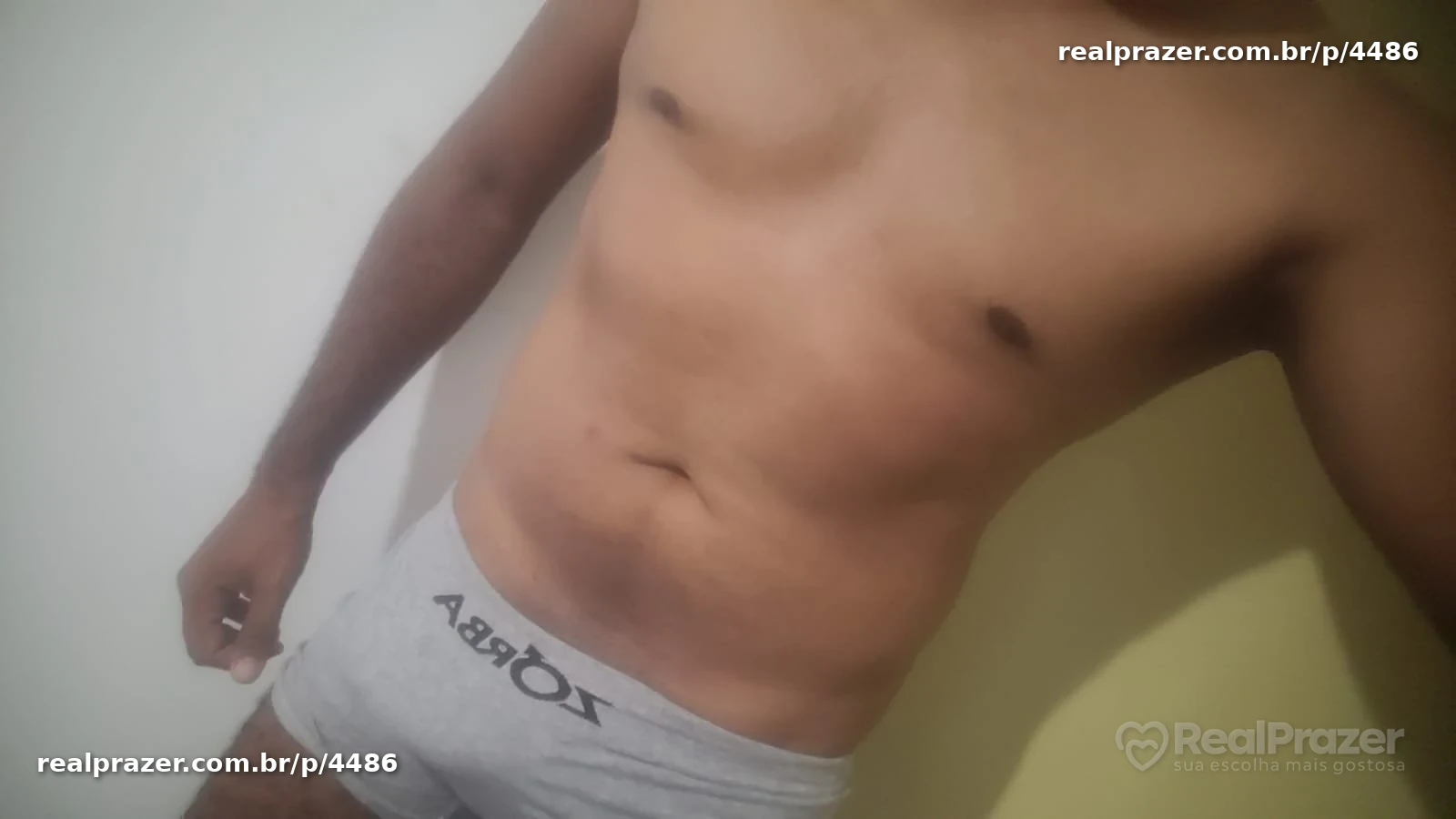 Don Juann, garoto de programa moreno corpo medio em Salvador, BA - Real Prazer