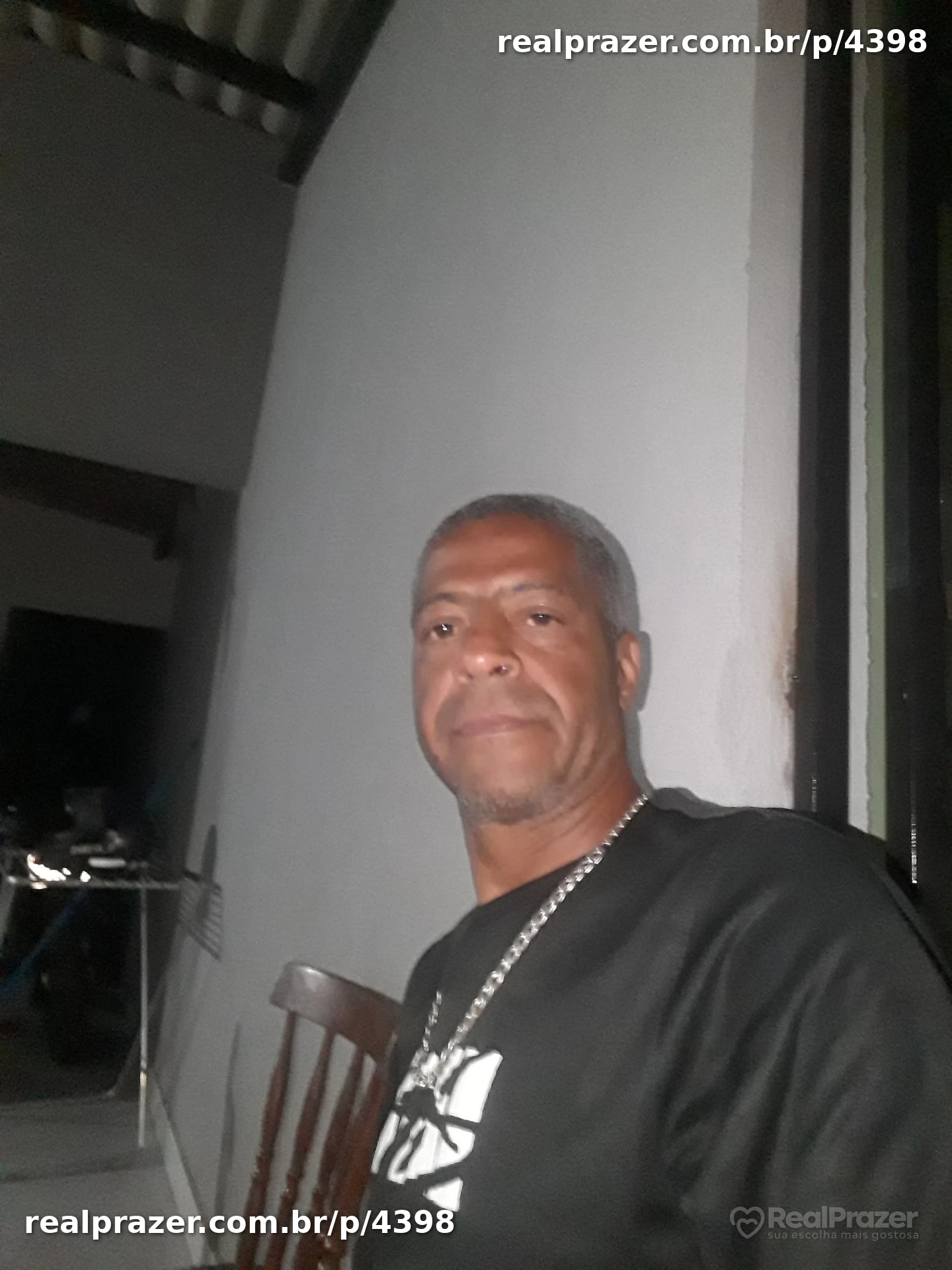 Leonardo atende mulheres, garoto de programa em Riacho Fundo, DF - Real Prazer