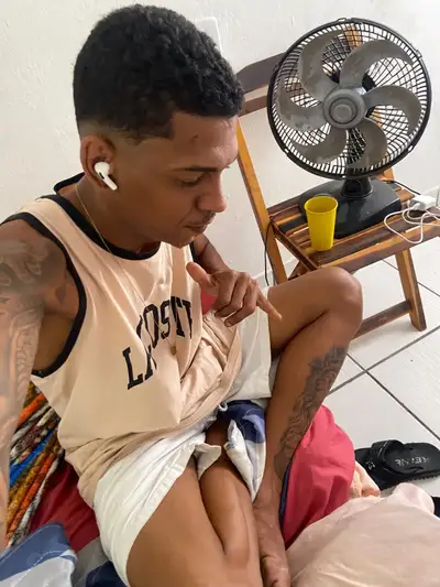 Martins, garoto de programa moreno em Imperatriz, MA - Real Prazer