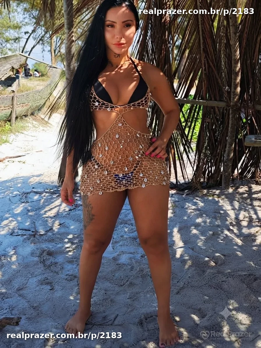 Mayla mel, acompanhante castanha de cabelos longos atletica em Macaé, RJ - Real Prazer