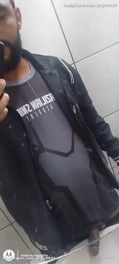 Mulektop, garoto de programa castanho slim em Araxá, MG - Real Prazer Mulektop, garoto de programa castanho slim em Araxá, MG - Real Prazer