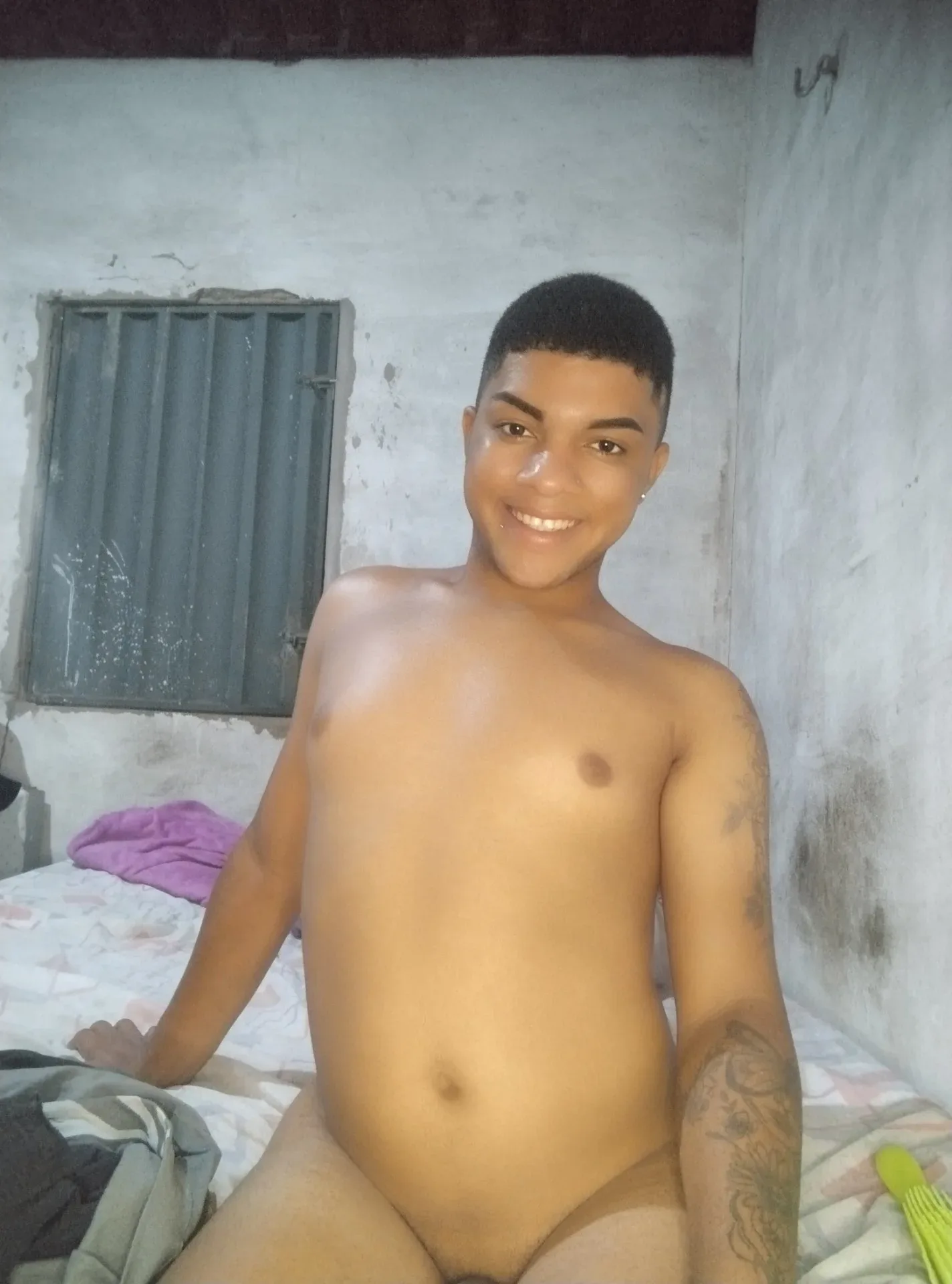 Novinho passivo. Timon
