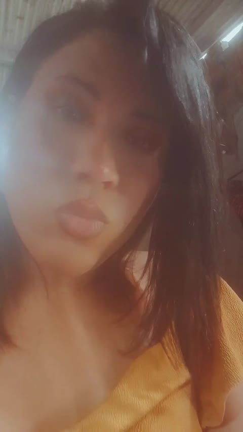 Video de Geyse Reis, acompanhante trans em Salvador, BA - Real Prazer